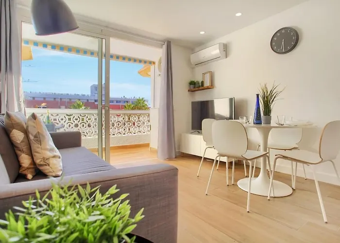 1 Bedroom David Near The In Americas 아파트